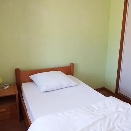 Holiday home Les Hirondelles Plombieres-les-Bains