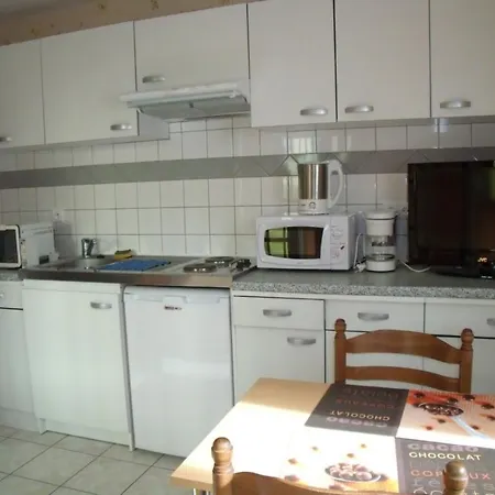 Holiday home Les Hirondelles