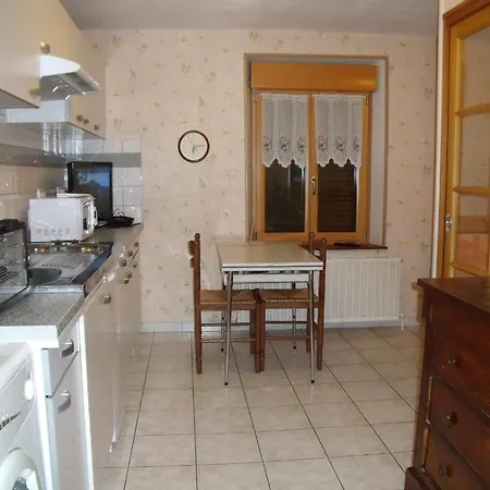 Les Hirondelles Holiday home